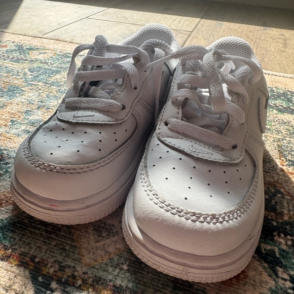 Air Force ones - Picture 3 of 5